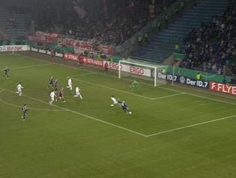 Der 1. FC Magdeburg und Fortuna Düsseldorf haben sich am Dienstag einen spannenden Pokalfight geliefert. Erst kurz vor Schluss entschieden die Gäste durch einen späten Doppelpack von Jona Niemiec die Partie für sich.