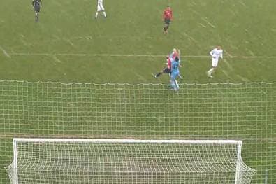 Übler Patzer leitet Überraschungssieg ein