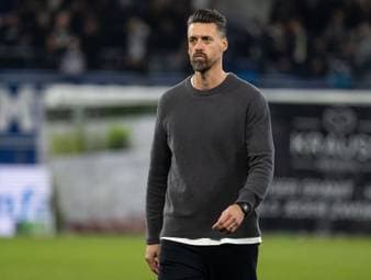 Sandro Wagner ist nicht mehr Trainer des FC Augsburg. Der Bundeligist hat sich am Montag von seinem Coach getrennt. 