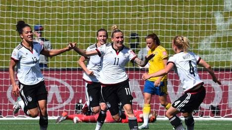 FBL-WC-2015-WOMEN-MATCH39-GER-SWE