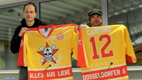 Die Toten Hosen bei einer früheren DEG-Aktion 2012