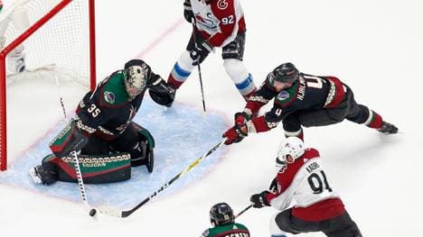 Die Colorado Avalanche müssen sich in Spiel 3 den Arizona Coyotes geschlagen geben