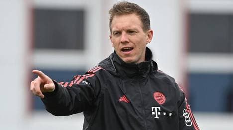 Julian Nagelsmann gehen die Verteidiger aus