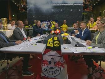 Alexander Meyer machte beim Gegentreffer von Manchester City zum 1:1 keine glückliche Figur. Der Fantalk ist sich einig: Diesen Ball muss er halten. 