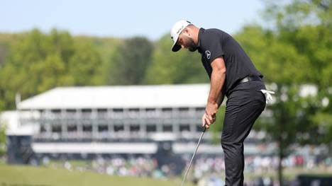 Jon Rahm liegt schon nach Runde eins weit zurück