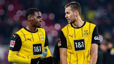 Waldemar Anton (r.) steht gegen Mainz in der Startelf - Jamie Gittens (l.) sitzt vorerst nur auf der Bank