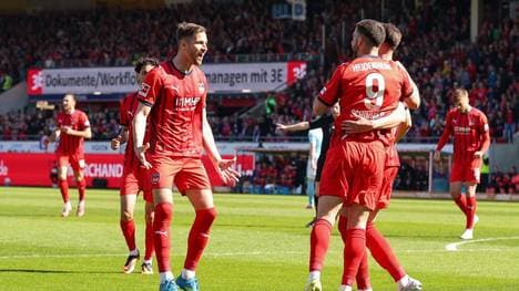 Mathias Honsak trägt mit zwei Treffern entscheidend zum Sieg von dem 1. FC Heidenheim bei