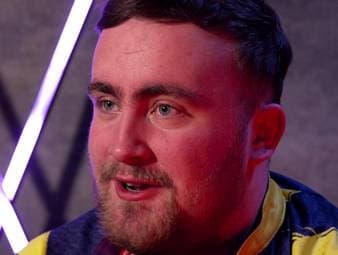 Luke Littler erzählt von seinen Erinnerungen an den Ally Pally - und von seinem neuen Status als Nummer 1 der Welt. Dass er ein deutsches Auto fährt, überrascht den derzeit besten Spieler im Darts-Zirkus.