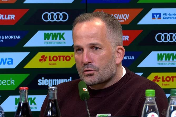 Nach Tod von Ex-Spieler: Baum wird sichtlich emotional