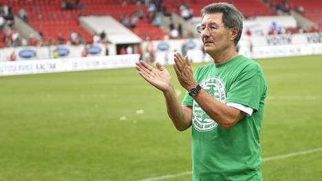 Helmut Hack verabschiedet sich als Präsident von den Fürther Fans