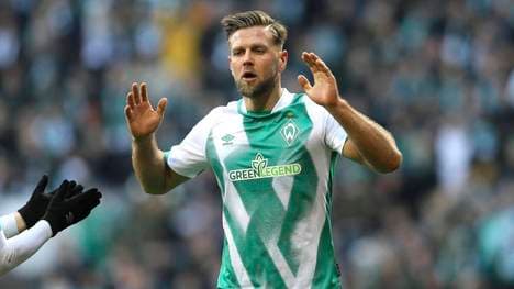 Aktuell wirbt Werder mit "Green Legend", einer Wiesenhof-Marke, auf dem Trikot