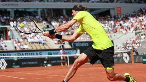 Alexander bei einem Rückhandschlag