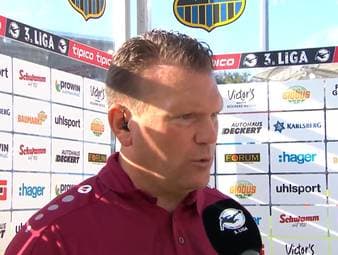 Rot-Weiss Essen kassiert nach einer 2:0-Führung gegen Saarbrücken noch fünf Gegentore und muss damit am 1. Spieltag der 3. Liga eine Niederlage hinnehmen. RWE-Trainer Uwe Koschinat zeigt sich entsprechend bedient. 