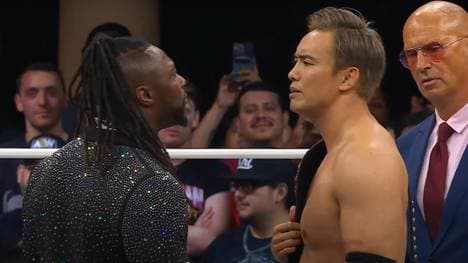 Swerve Strickland (l.) ist auf Kollisionskurs mit Kazuchika Okada