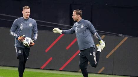 Oliver Baumann (r.) im Training der deutschen Nationalmannschaft mit Bernd Leno