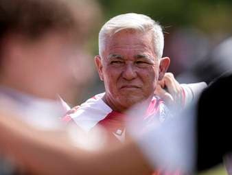 Warum tut er sich das an?