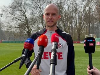 Nach dem Aus von Lukas Kwasniok beim 1. FC Köln wurde Co-Trainer René Wagner zum Interimstrainer befördert. Ein scheinbar brisanter Vorgang rund um die Personalie sorgte für Schlagzeilen - nun äußert er sich.