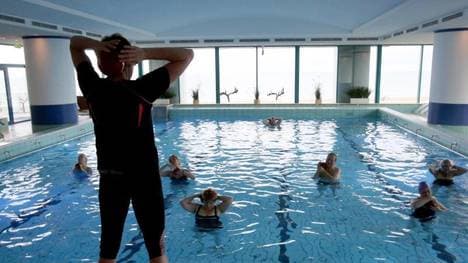 Kurse wie dieser sind ein typischer Teil der Thalasso-Therapie