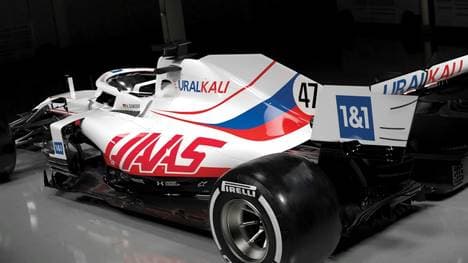 Haas präsentierte die auffällige Lackierung des VF-21
