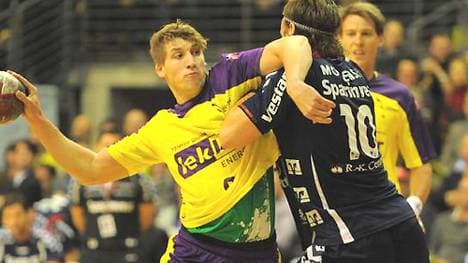 Colja Löffler (l.) spielt seit 2008 für die Füchse Berlin