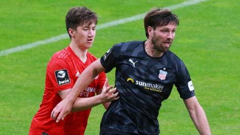 Bereits in der vergangenen Saison standen sich Angelo Stiller (l.) und Ronny König gegenüber