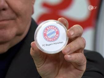 Im Halbfinale des DFB-Pokals trifft der FC Bayern München auswärts auf Bayer Leverkusen. Der VfB Stuttgart empfängt im anderen Halbfinale den SC Freiburg.