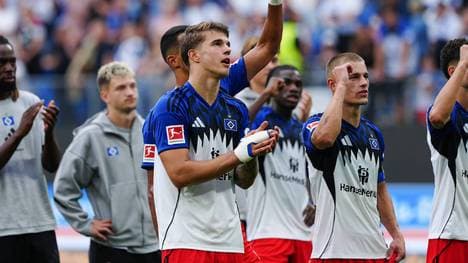 Der erst 18-jährige Luka Vuskovic geht beim HSV bereits voran