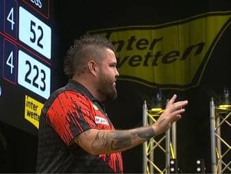 Rock stand kurz vor dem Ausgleich, jedoch verpasst er das Bulls-Eye ganz knapp. Smith beendet daraufhin das packende Match.