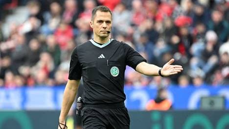 Robert Hartmann war beim BVB-Spiel als VAR im Einsatz