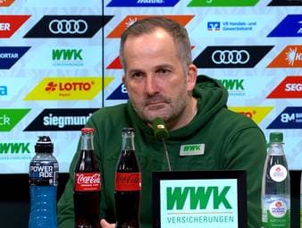 Der FC Augsburg steht auf Platz neun der Tabelle und entfernt sich damit weiter von den Abstiegsplätzen. Interimstrainer Manuel Baum gibt ein Update, wie es bei ihm weitergehen könnte. 