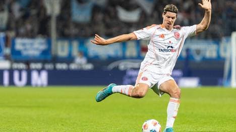 Cedric Itten soll Düsseldorf zum Sieg führen 