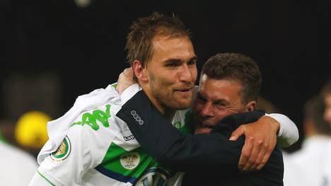 Borussia Dortmund v VfL Wolfsburg - DFB Cup Final Dieter Hecking Bas Dost