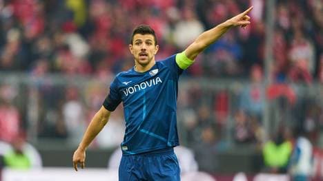 Kapitän Anthony Losilla soll Bochum zum Sieg in Köln führen