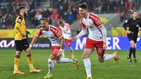 Regensburg setzt sich gegen Dynamo durch