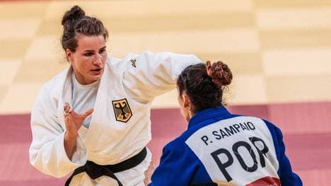 Anna-Maria Wagner gewinnt mit dem Mixed-Team Bronze