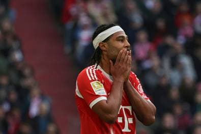 Bei Instagram vermeldet Gnabry die Hiobsbotschaft