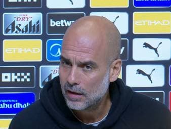 Auf der PK vor dem Spiel gegen Fulham ist Pep Guardiola sehr kurz angebunden. Der City-Trainer glaubt nicht, dass der späte Siegtreffer von Phil Foden gegen Leeds etwas über die Mentalität seines Teams aussage.