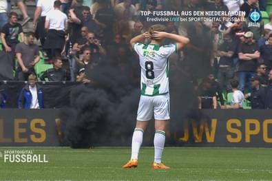 Krawalle und Spielabbruch! Fans rasten bei Ex-Robben-Klub aus