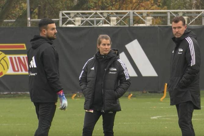 Das ist die erste Chef-Trainerin der Bundesliga
