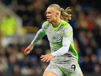 ManCity lässt Arsenal hinter sich