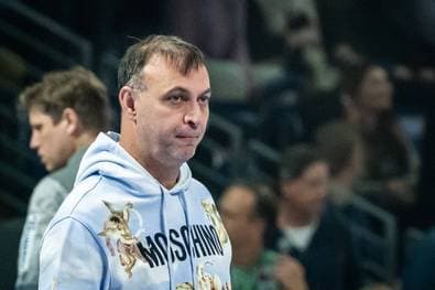 Hanning legt gegen Gislason nach