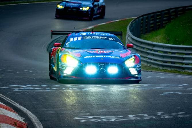24 Stunden am Nürburgring: Verstappen gut unterwegs