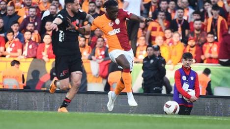 Can Keles (links) wechselt zu Besiktas