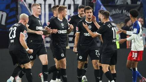 Kann sich  St. Pauli bis zum Ende der Saison aus dem Abstiegskampf heraushalten?