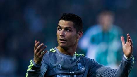 Real Betis Balompie v Real Madrid CF - La Liga