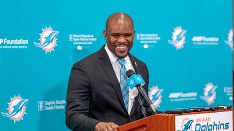 Brian Flores ist neuer Headcoach bei den Miami Dolphins