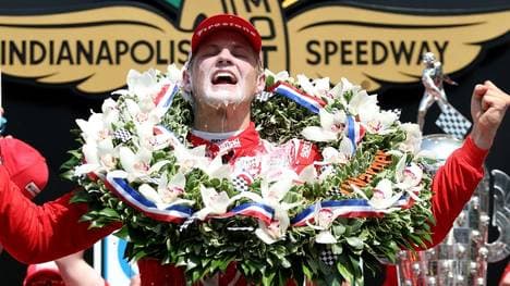 Marcus Ericsson feiert seinen Sieg