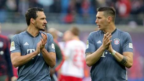 Mats Hummels (l.) und Niklas Süle laufen in der kommenden Saison für verschiedene Teams auf