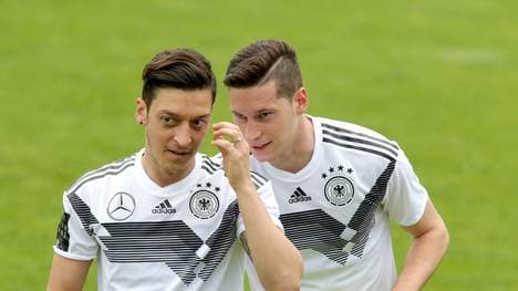 Julian Draxler wird wohl gegen Mexiko zusammen mit Mesut Özil in der Startelf stehen