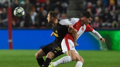 Der Video-Referee greift bei Slavia Prag gegen Inter Mailand maßgeblich ein